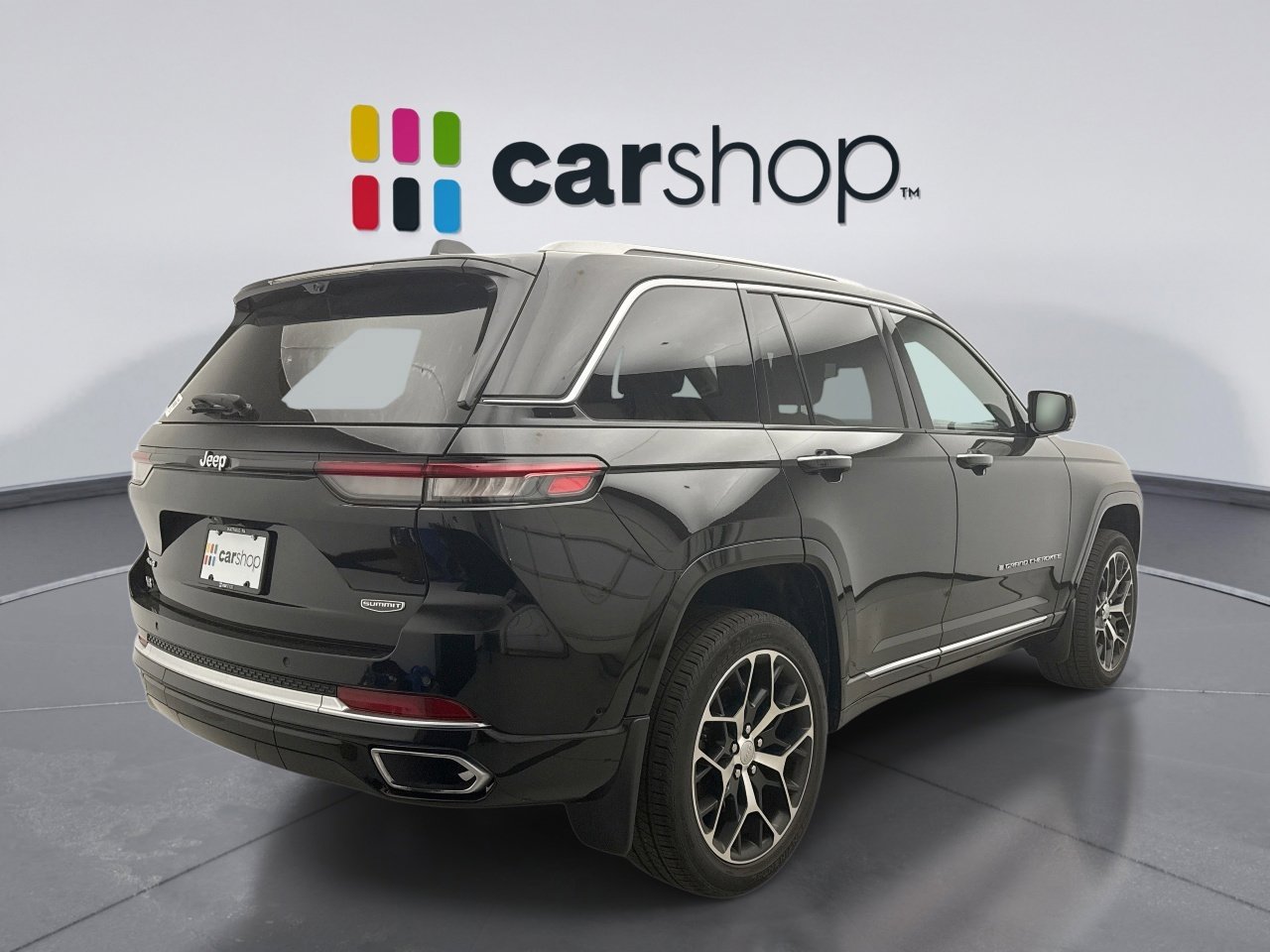Used 2022 Jeep Grand Cherokee Summit AWD/4WD image 4