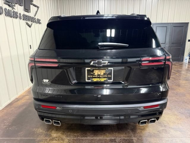Used 2024 Chevrolet Traverse LT w/ Enhanced Driving Package FWD image 9
