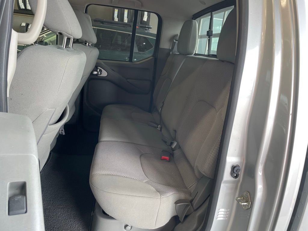 Certified 2020 Nissan Frontier SV RWD image 14