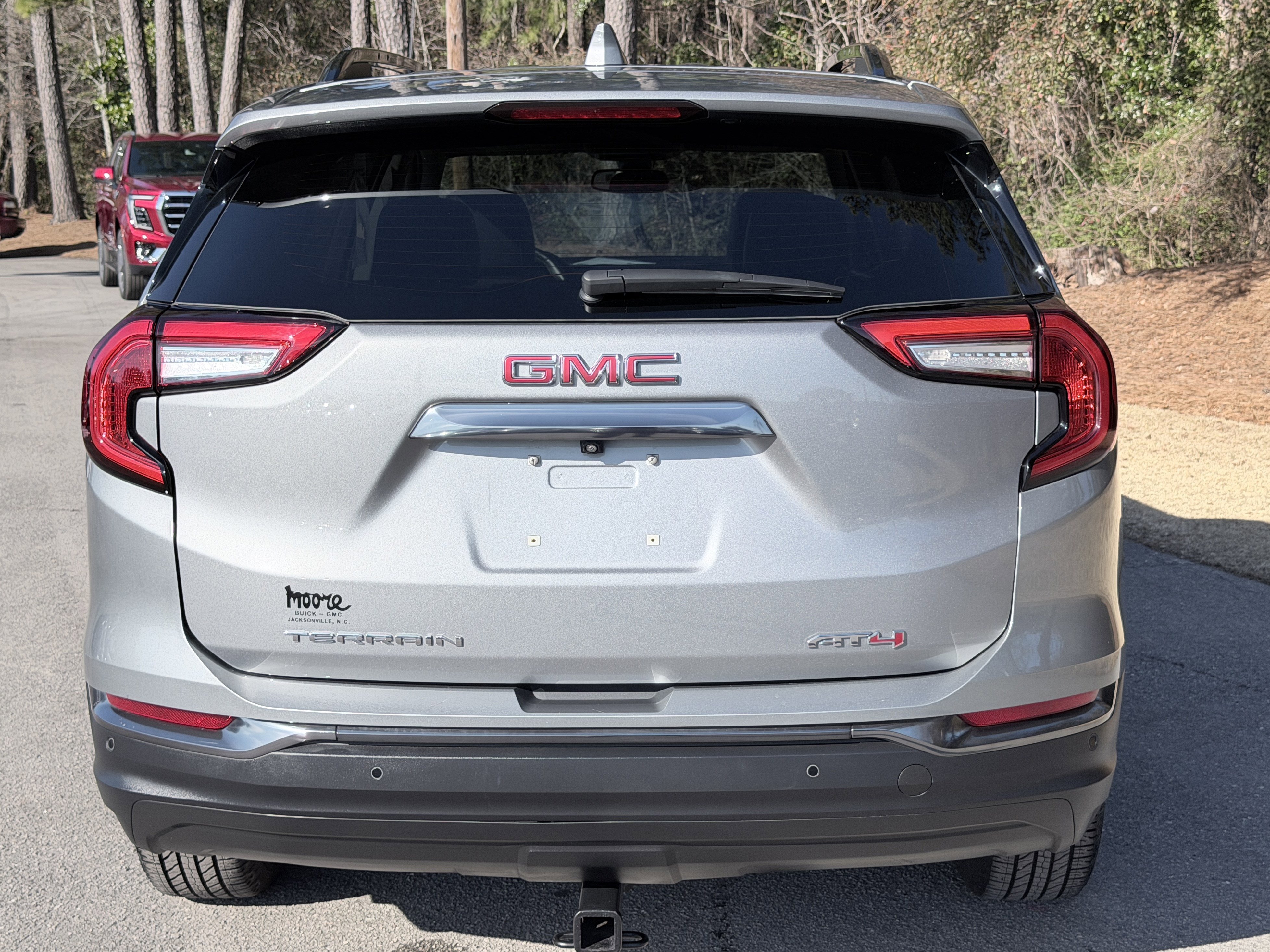 Used 2024 GMC Terrain AT4 image 9