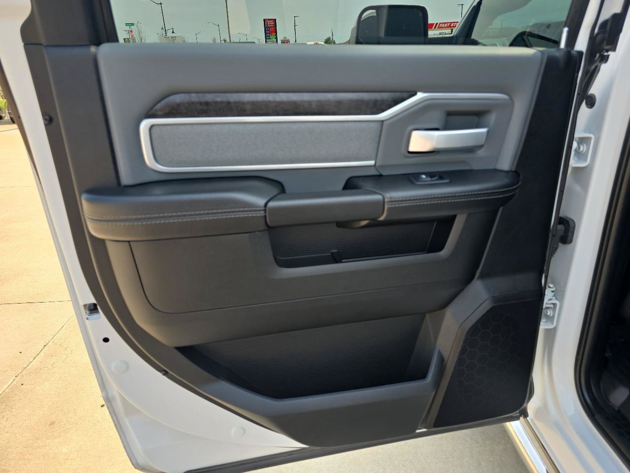 Used 2022 RAM 2500 Lone Star w/ Level A Equipment Group AWD/4WD image 16
