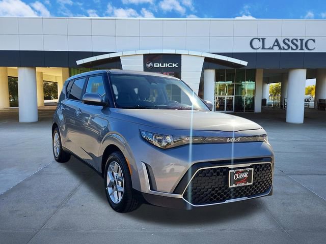 Used 2023 Kia Soul LX w/ LX Technology Package