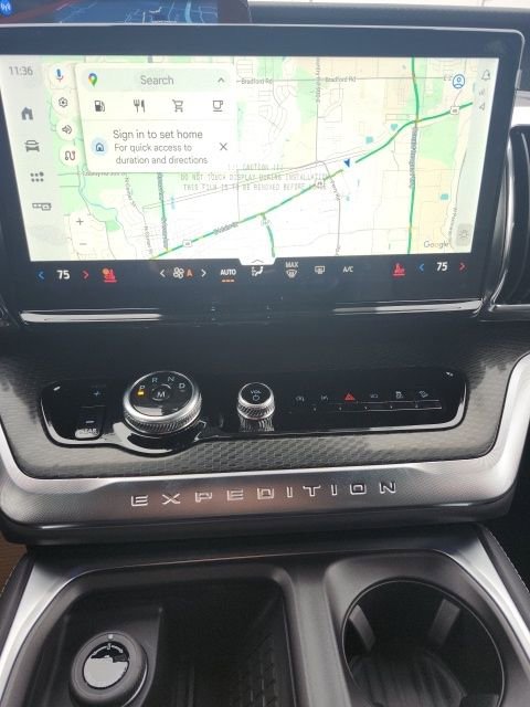 New 2025 Ford Expedition Platinum w/ Stealth Performance Package image 49