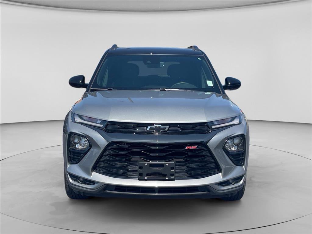 Used 2023 Chevrolet TrailBlazer RS w/ Convenience Package FWD image 2