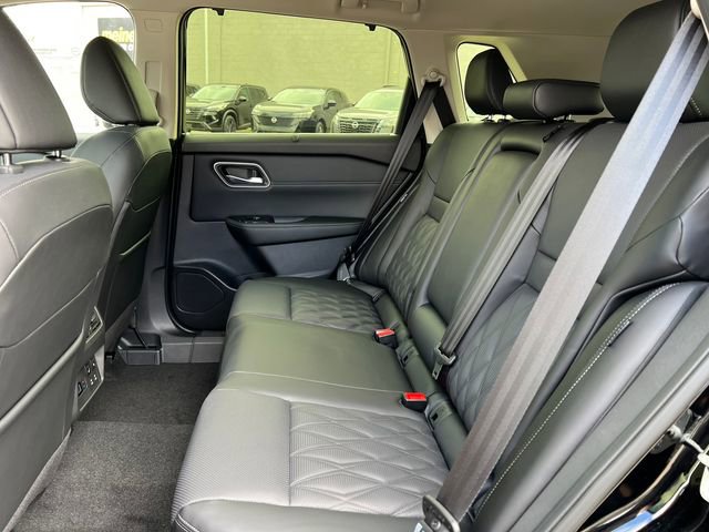 New 2026 Nissan Rogue Platinum w/ Platinum Premium Package image 5