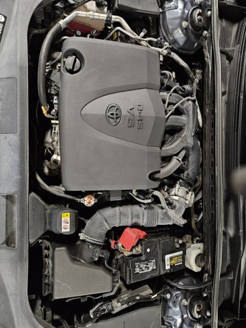 Used 2019 Toyota Avalon Limited image 23