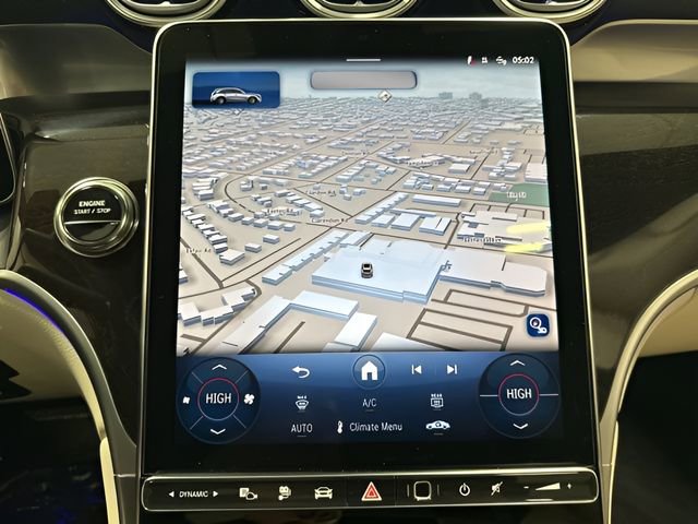 Certified 2025 Mercedes-Benz GLC 350e Silver image 22