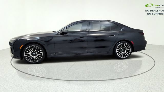 Used 2025 BMW i7 xDrive60 w/ Executive Package RWD image 5