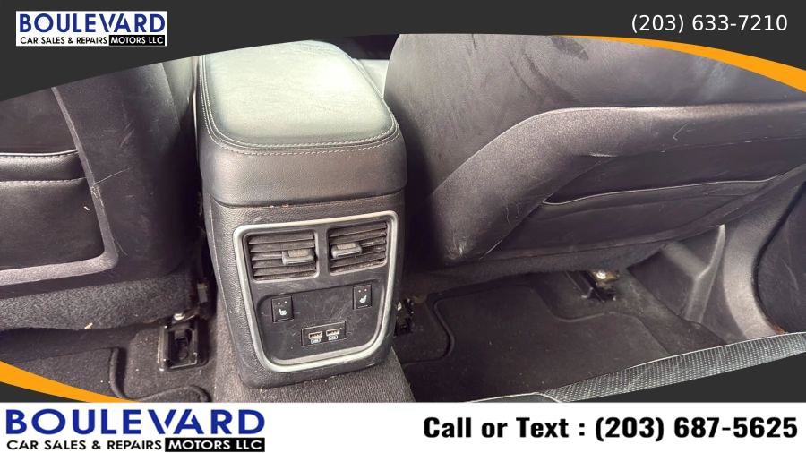 Used 2022 Dodge Charger SXT w/ Leather Interior Group RWD image 31
