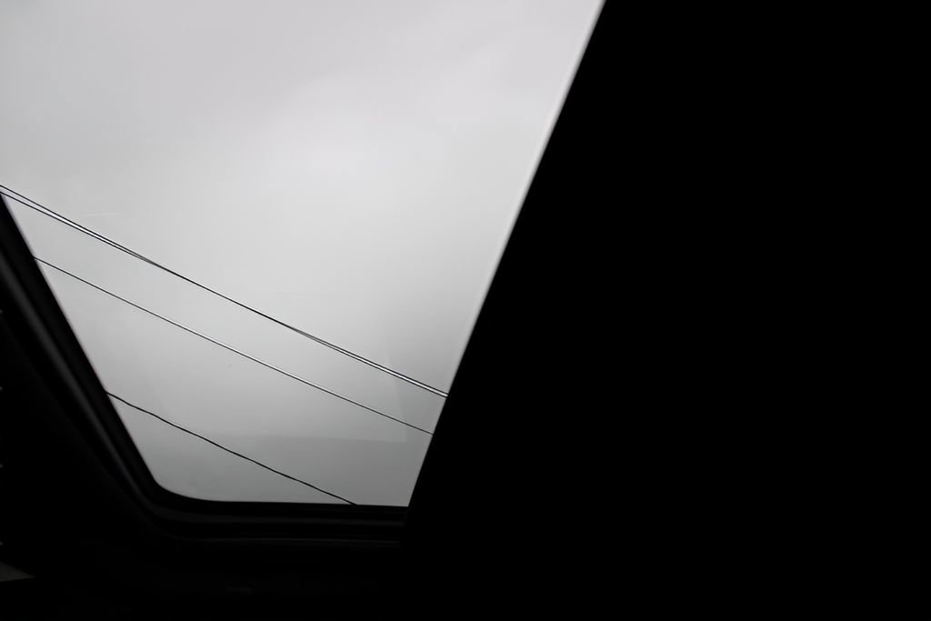 Used 2024 Toyota Tundra Platinum AWD/4WD image 11