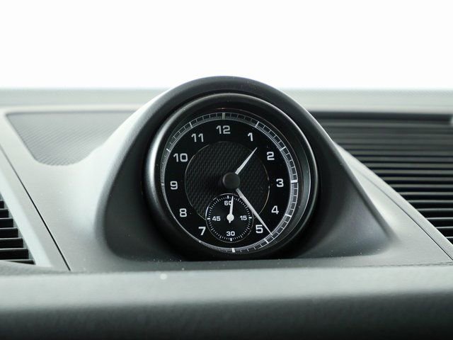 New 2026 Porsche Macan image 18