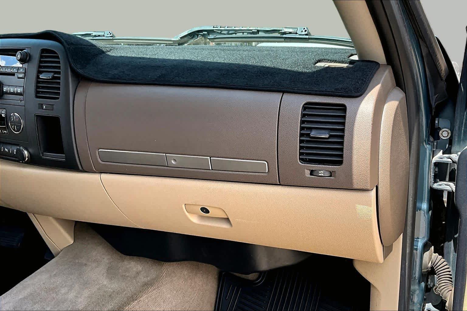 Used 2012 Chevrolet Silverado 1500 LT w/ Interior Plus Package RWD image 18
