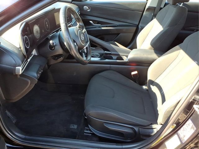 Used 2023 Hyundai Elantra SEL w/ Convenience Package FWD image 16