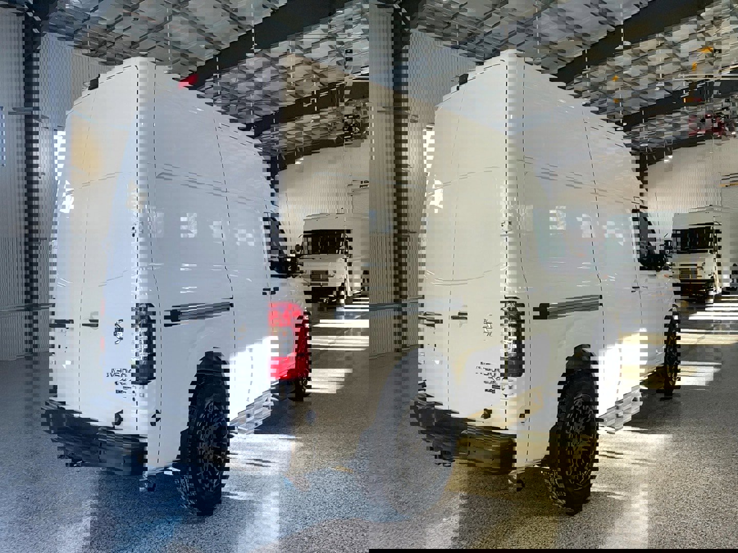 Used 2020 Nissan NV 3500 SV w/ Navigation Package image 22