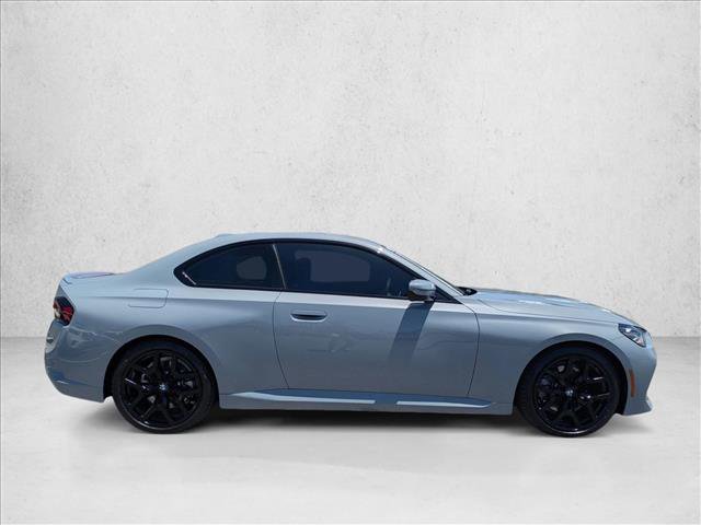 Used 2025 BMW 230i Coupe w/ M Sport Package RWD image 4