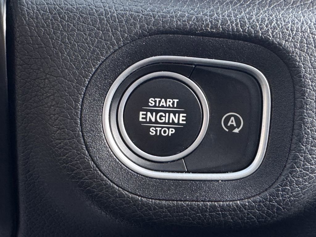 Used 2024 Mercedes-Benz GLE 350 4MATIC w/ 3rd Row Seat Package image 21