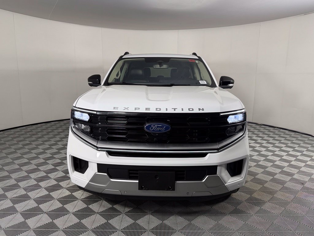Used 2025 Ford Expedition Max Platinum AWD/4WD image 10