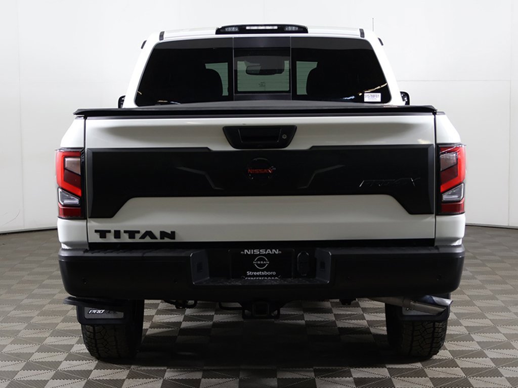 Used 2021 Nissan Titan PRO-4X w/ Pro-4x Convenience Package image 15