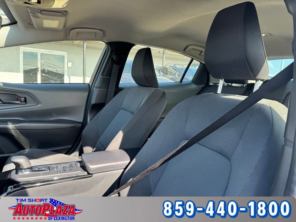 Used 2024 Toyota Prius LE image 27