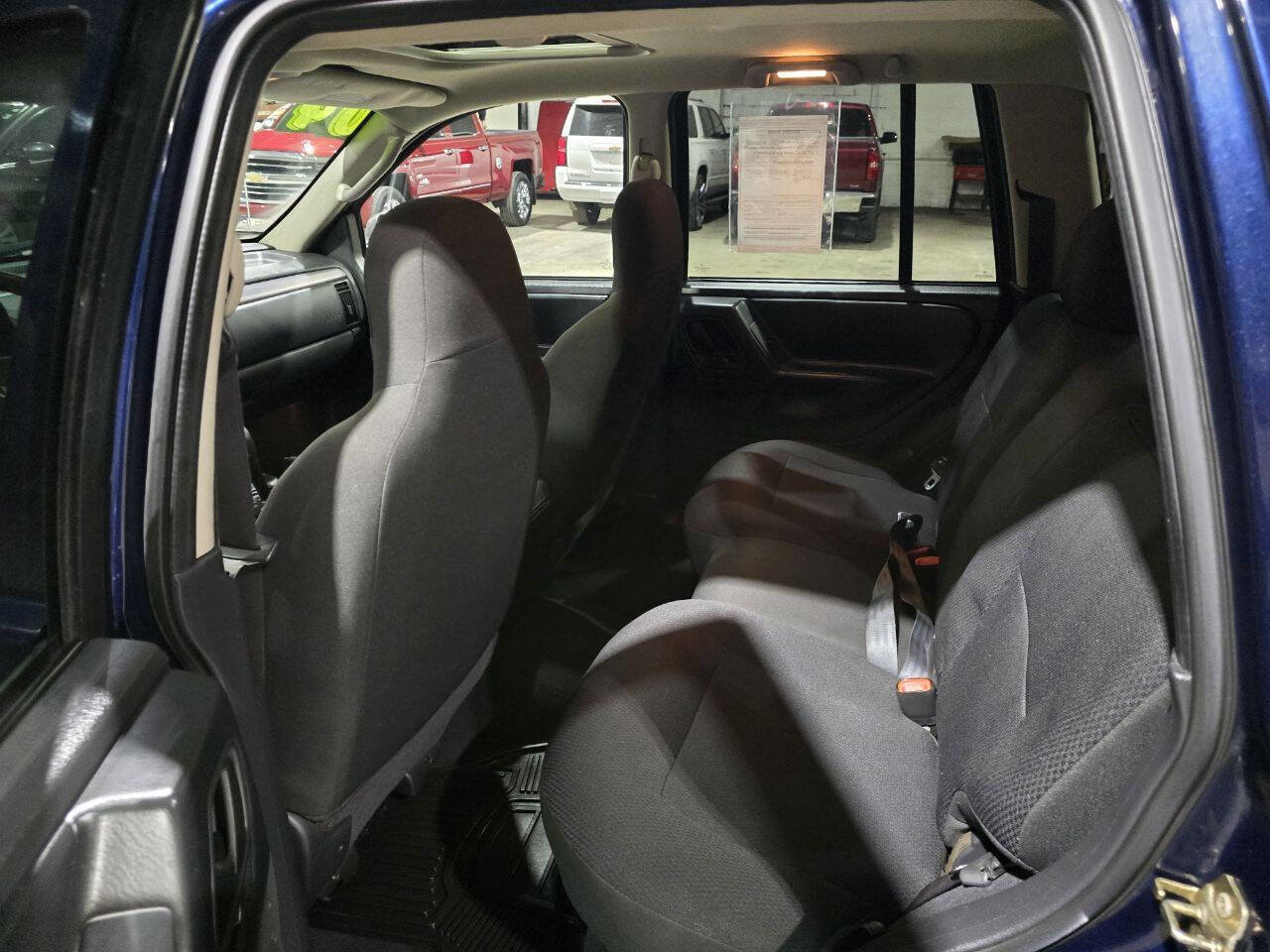 Used 2004 Jeep Grand Cherokee Laredo w/ Convenience Group image 26