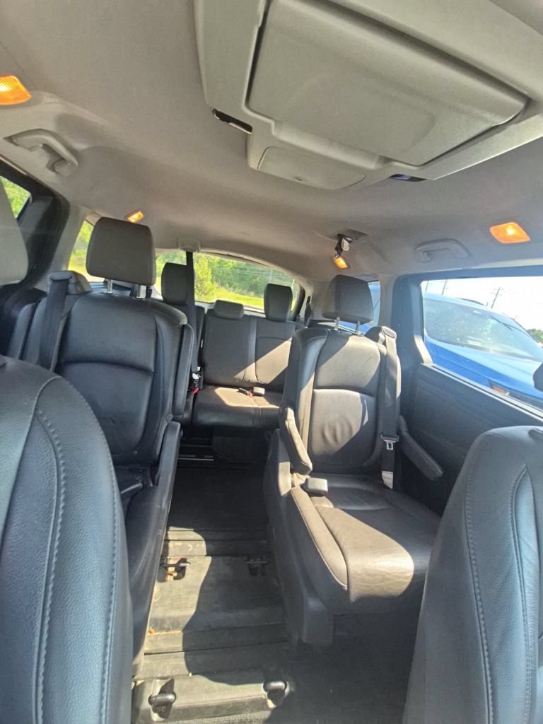 Used 2019 Honda Odyssey Touring image 4