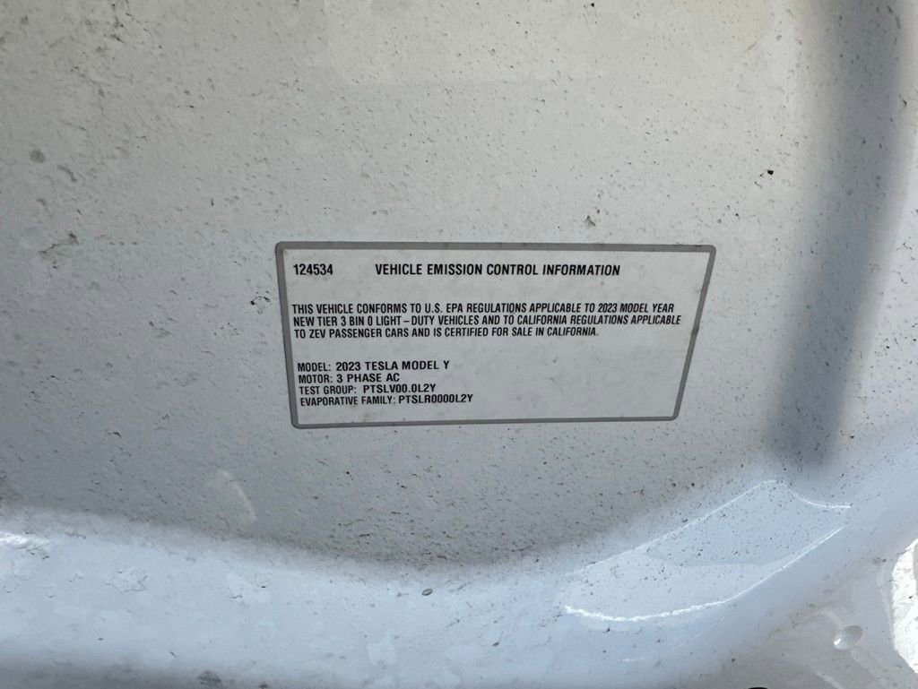 Used 2023 Tesla Model Y Long Range AWD/4WD image 14
