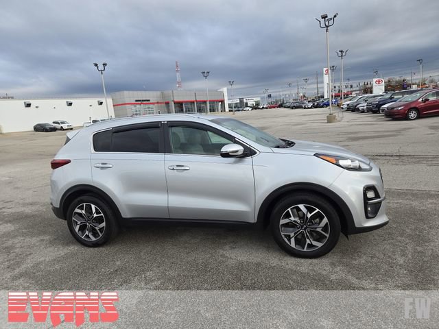 Used 2020 Kia Sportage EX FWD image 2
