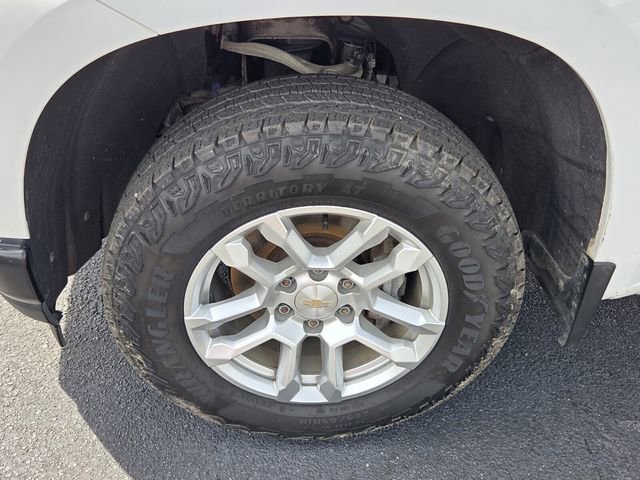 Certified 2019 Chevrolet Silverado 1500 W/T w/ Trailering Package AWD/4WD image 8