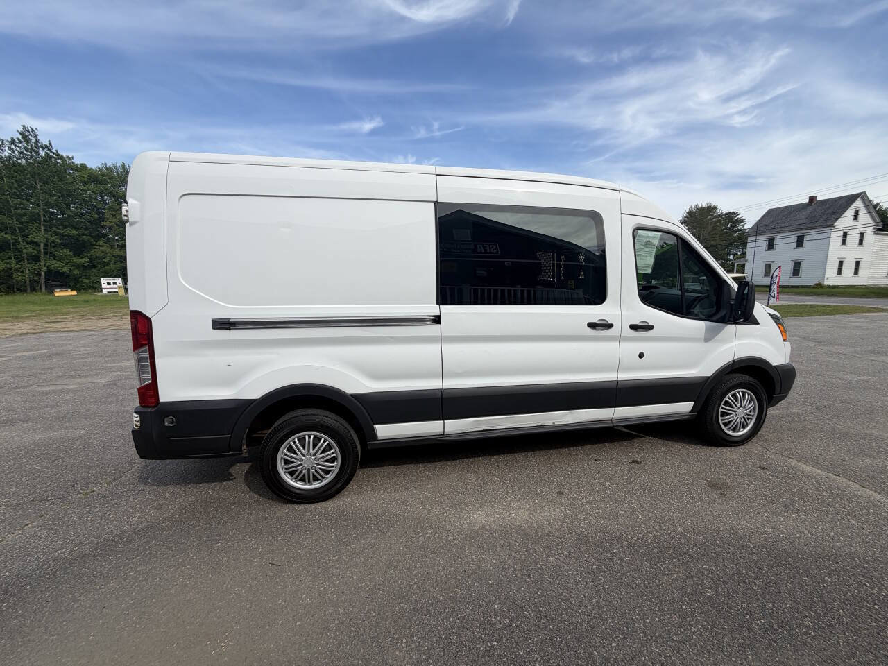 Used 2016 Ford Transit 250 148 Medium Roof w/ Interior Upgrade Package RWD image 10