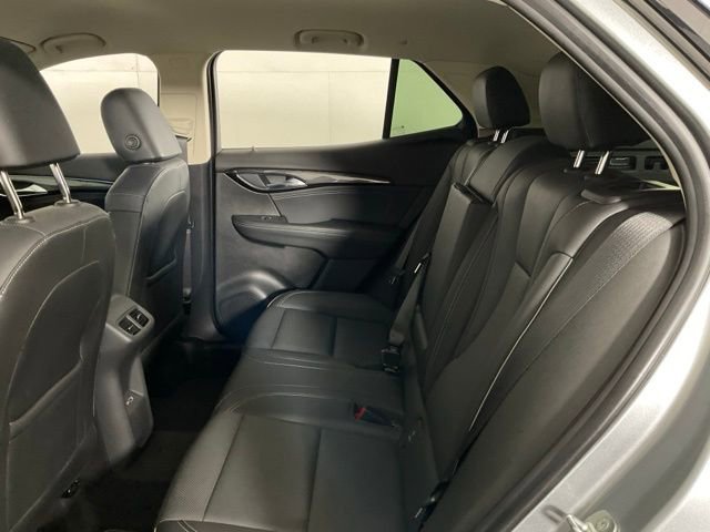 Used 2023 Buick Envision Essence image 38