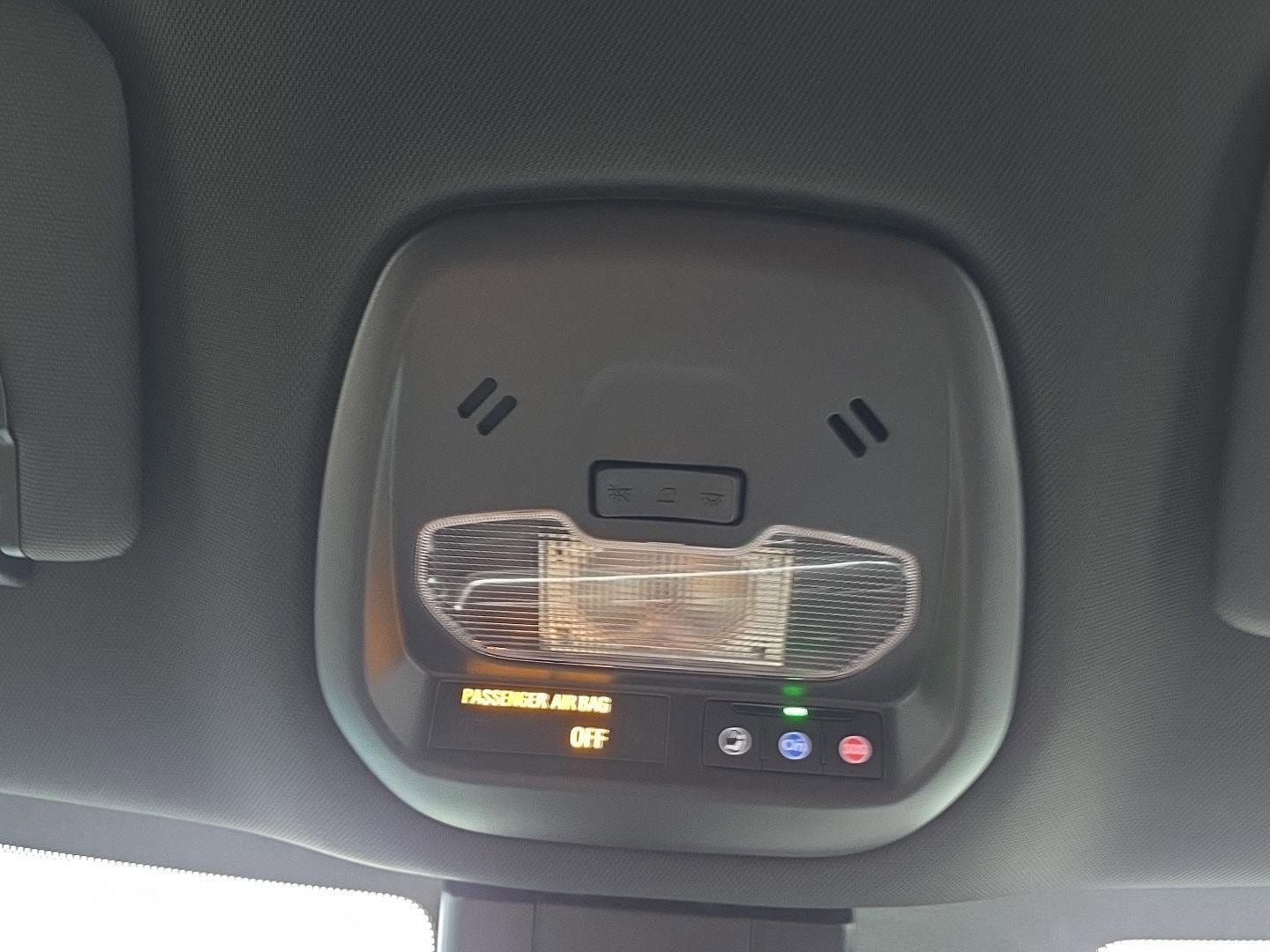New 2025 Chevrolet Trax RS w/ Driver Confidence Package FWD image 16
