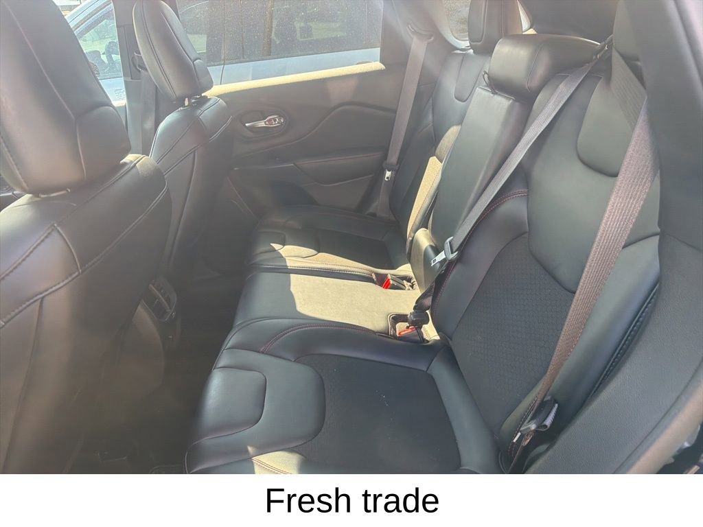 Used 2022 Jeep Cherokee Trailhawk w/ Sun, Sound & Nav Group image 7