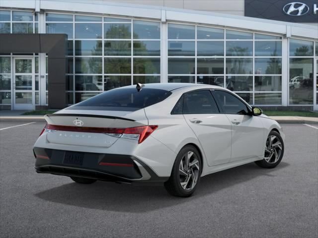 New 2025 Hyundai Elantra SEL FWD image 4