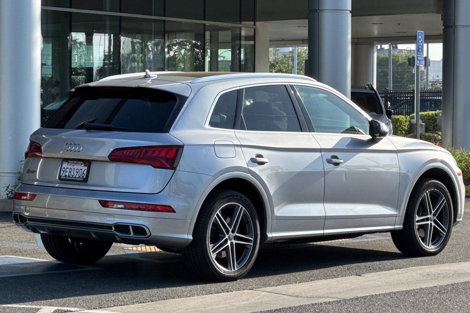 Used 2019 Audi SQ5 Premium Plus w/ Premium Plus Package image 5