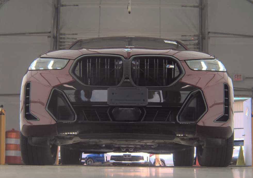 Used 2026 BMW X6 M60i w/ Executive Package AWD/4WD image 3