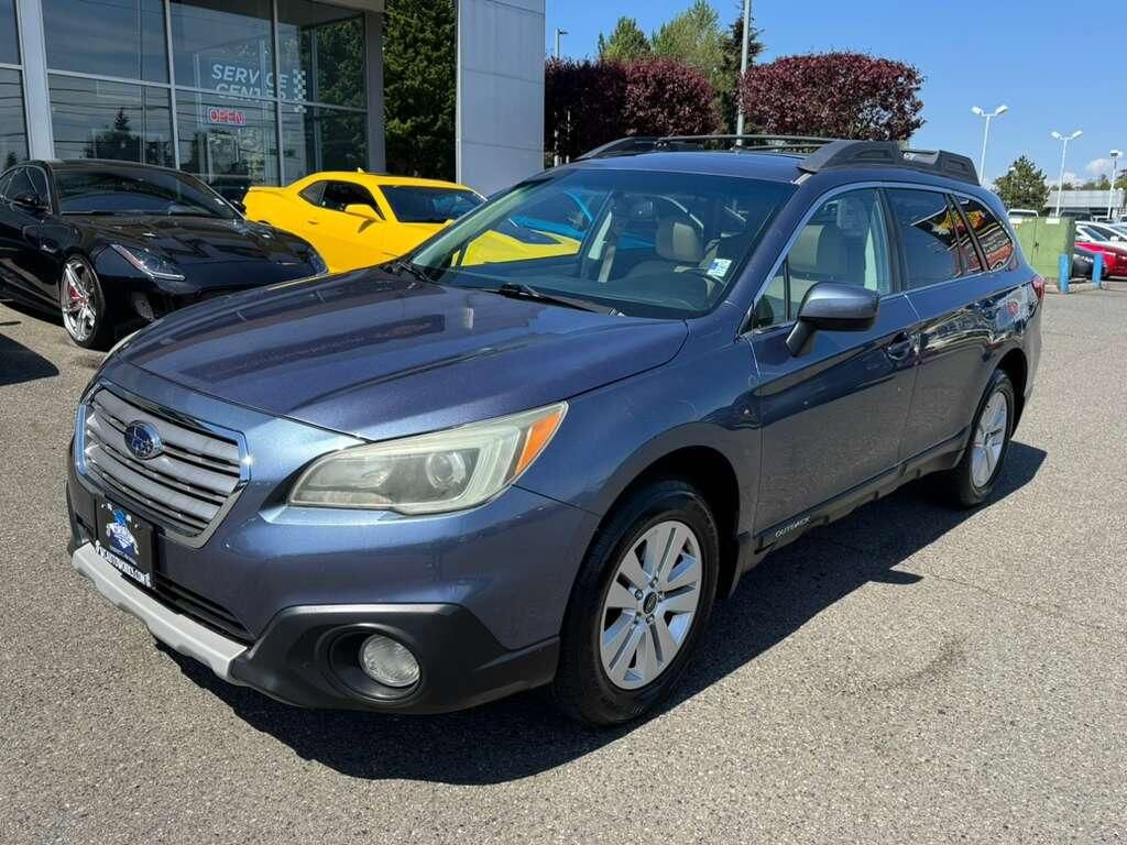 Used 2016 Subaru Outback 2.5i Premium AWD/4WD image 2