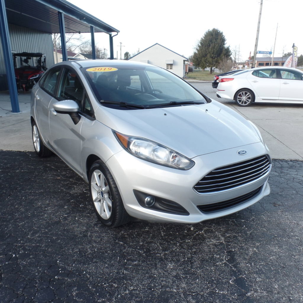 Used 2019 Ford Fiesta SE w/ Equipment Group 201A image 4