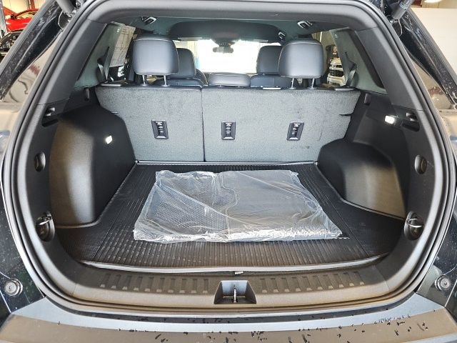 New 2026 Chevrolet Equinox RS w/ LPO, Floor Liner Package image 11