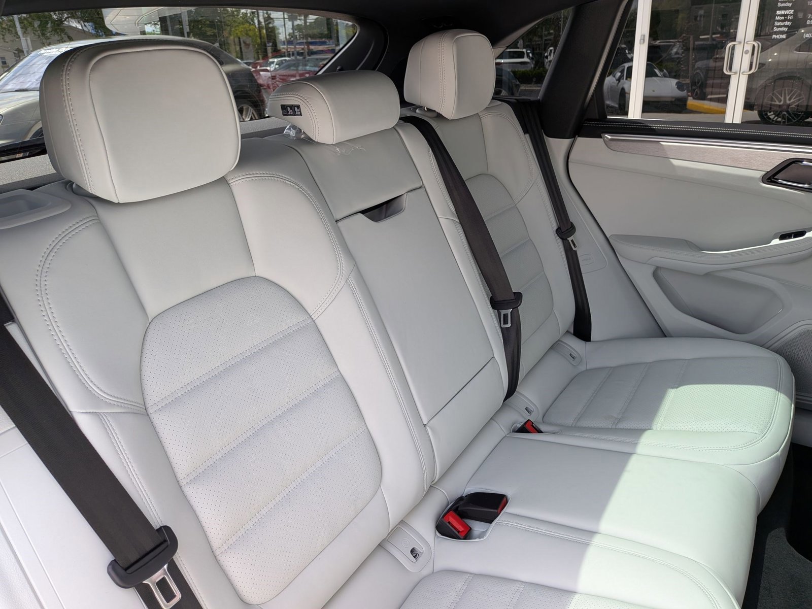 New 2026 Porsche Macan S image 25