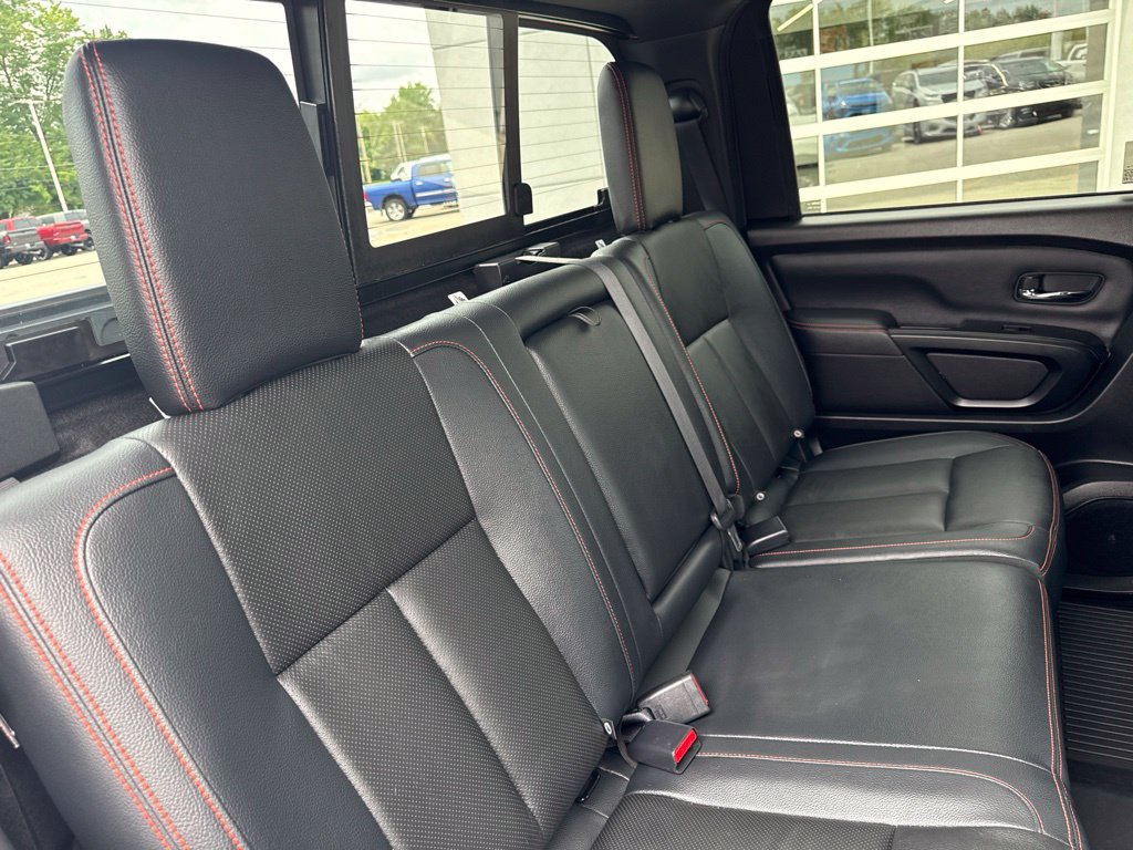 Used 2024 Nissan Titan PRO-4X w/ Pro-4x Convenience Package AWD/4WD image 35