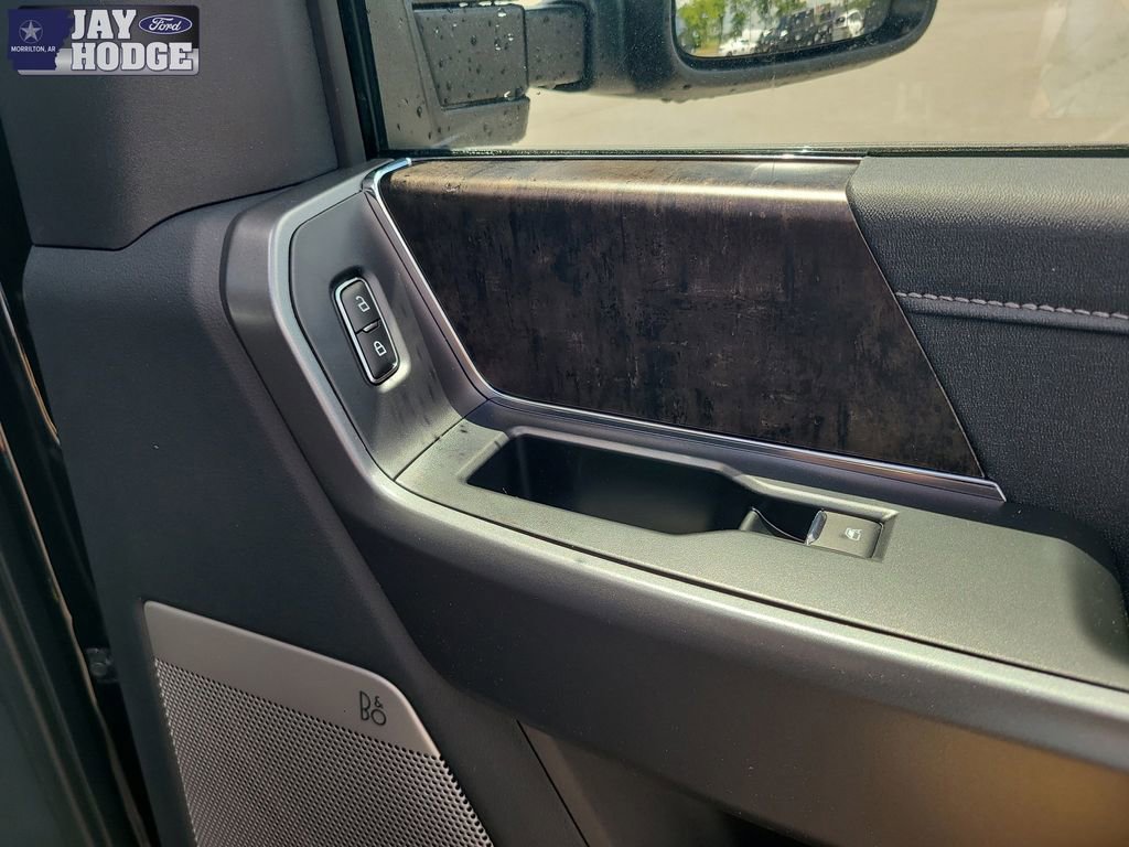 New 2025 Ford F250 Lariat w/ Lariat Ultimate Package image 36