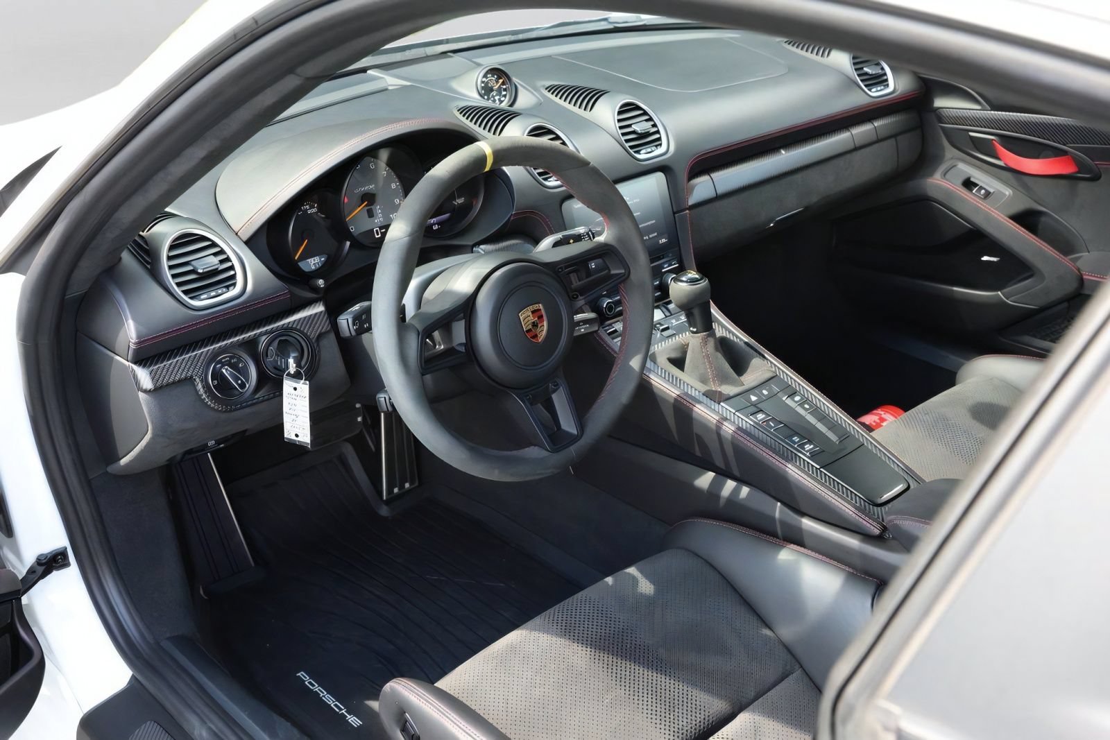 Used 2023 Porsche 718 Cayman GT4 RS RWD image 39