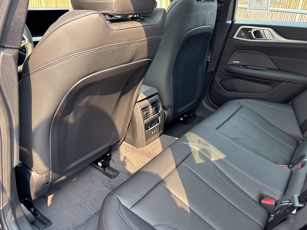 Used 2026 BMW i4 xDrive40i AWD/4WD image 28