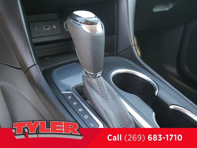 Used 2020 Chevrolet Equinox LT w/ Driver Convenience Package FWD image 37