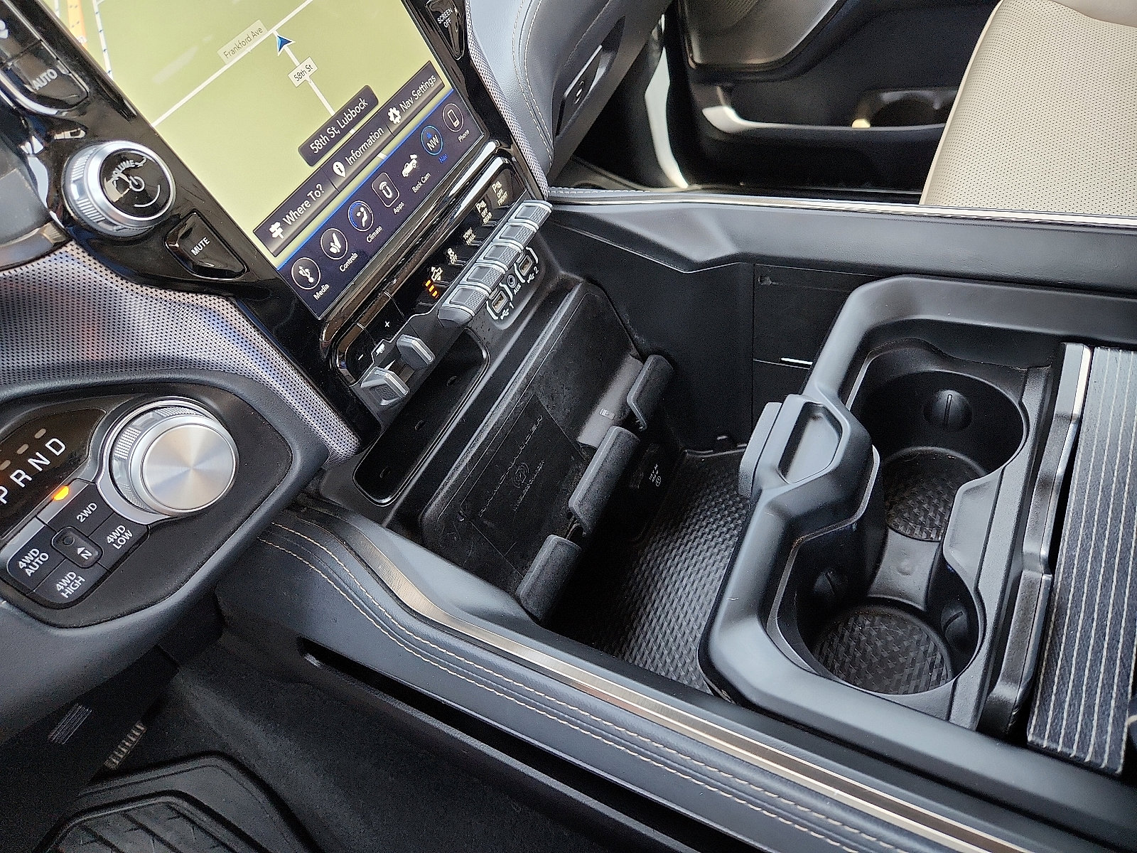 Used 2020 RAM 1500 Limited image 16