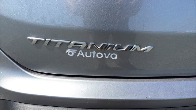 Used 2024 Ford Edge Titanium AWD/4WD image 14