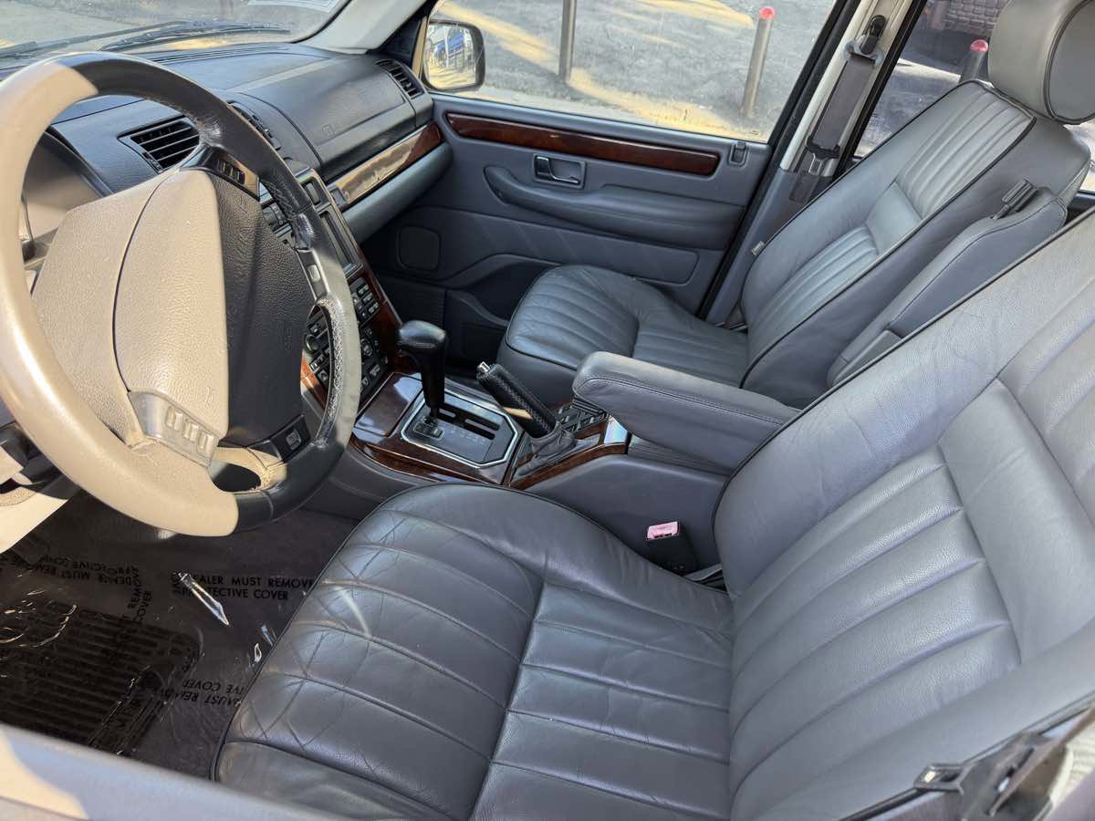 Used 2001 Land Rover Range Rover HSE image 4