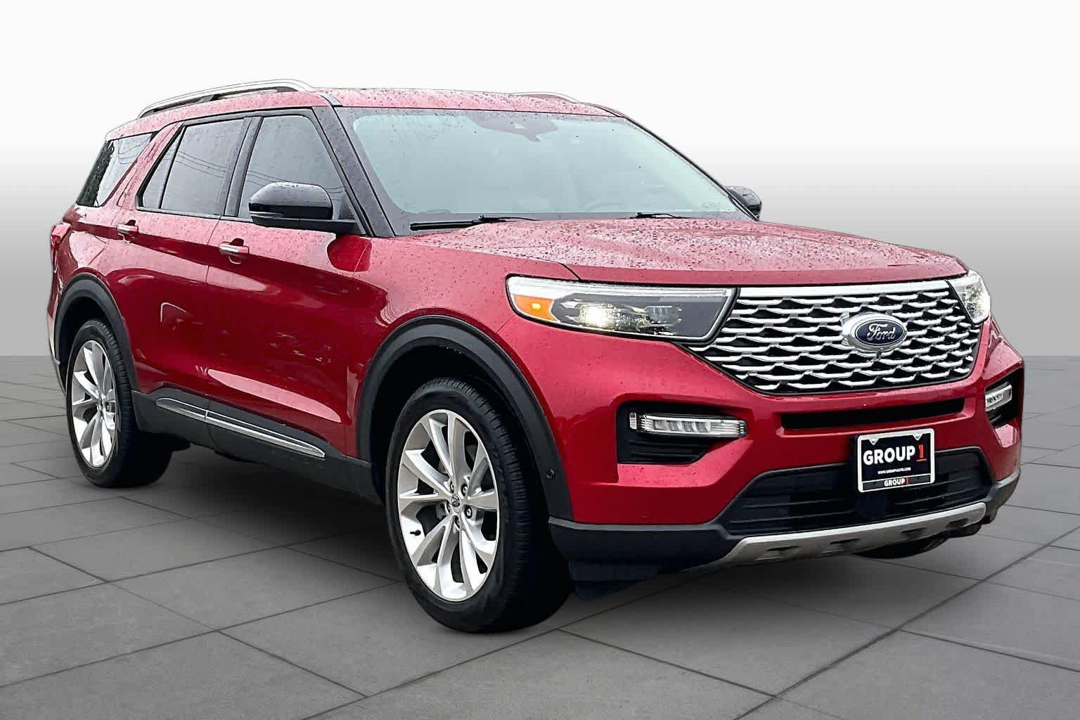 Used 2021 Ford Explorer Platinum w/ Premium Technology Package RWD image 3