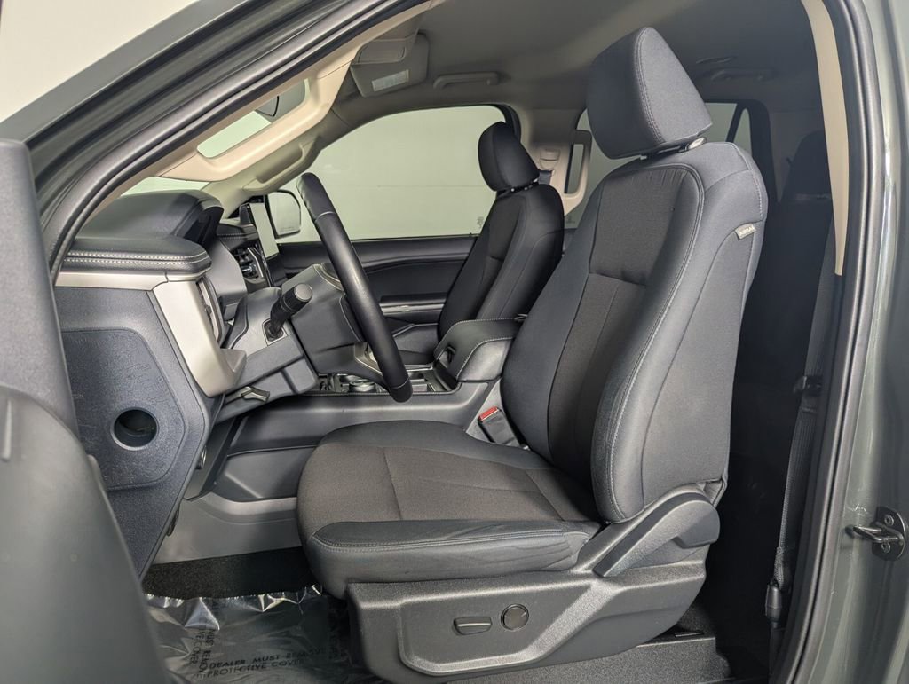 Used 2022 Ford Expedition XL image 12