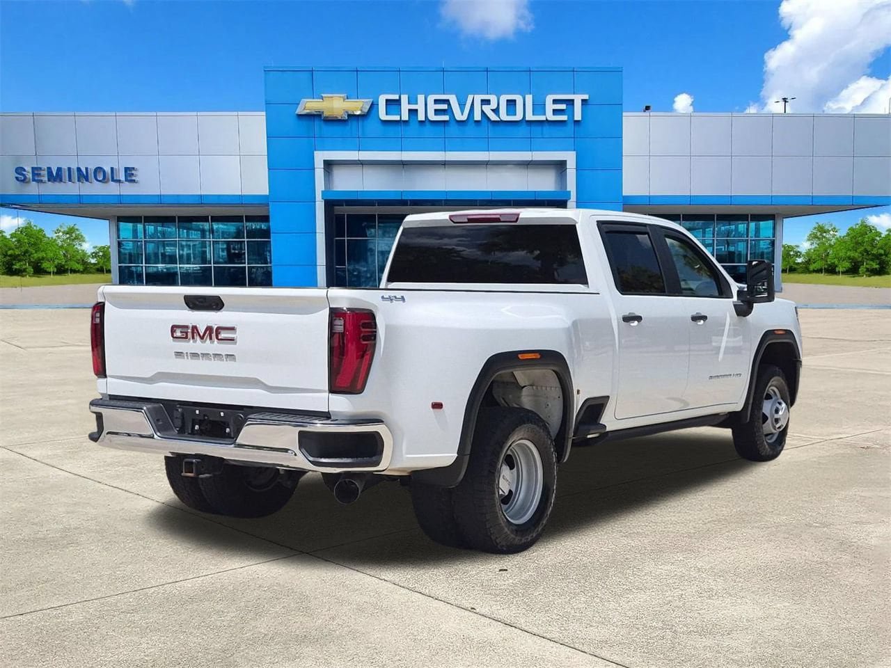 Certified 2024 GMC Sierra 3500 Pro w/ Convenience Package AWD/4WD image 4